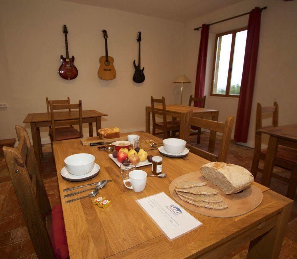 Ancienne Ecole Bed & Breakfast Cazaux-Villecomtal Bagian luar foto